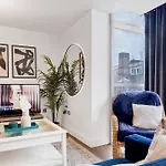 Ultra Stylish 2 Bedroom Apt Centrally Located